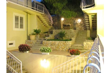 Family pension Trogir 20